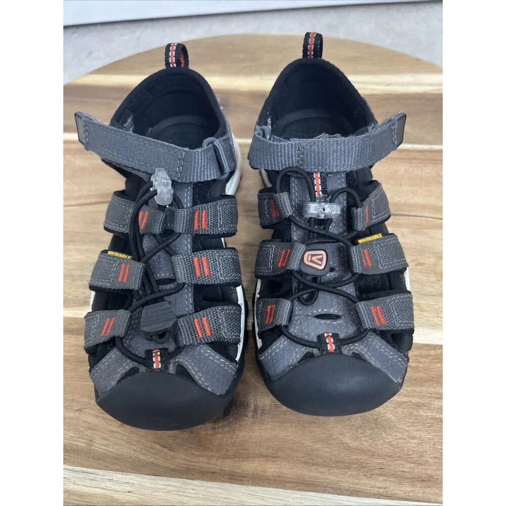 Keen Waterproof Washable Sandals Boys Youth Black Gray Size 11